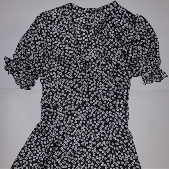 Floral wrap mini dress - Picture 5 of 5